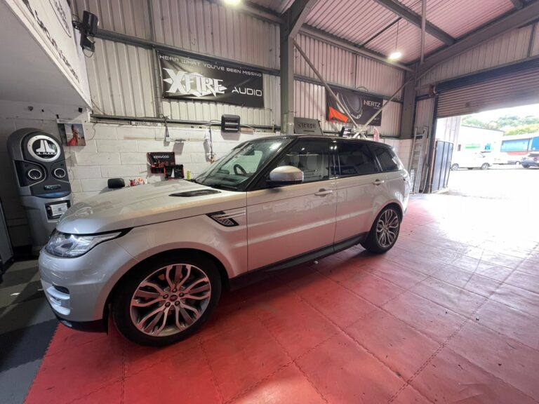 Apple CarPlay Deep Bass & Security for a Safer Smarter Drive at B&B Audioconcepts Cardiff (8)